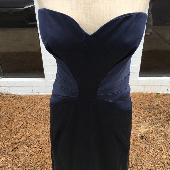 Oscar de la Renta Navy Strapless Gown - Picture 2 of 8